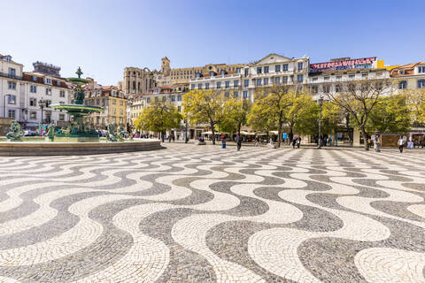 Portugal, Lissabon, Springbrunnen auf dem Rossio-Platz, lizenzfreies Stockfoto