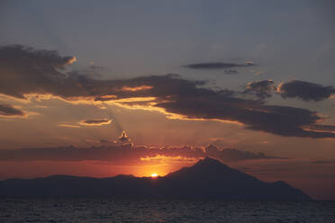 Greece, Halkidiki, Sea and Athos Mountain at sunrise - BZF00498