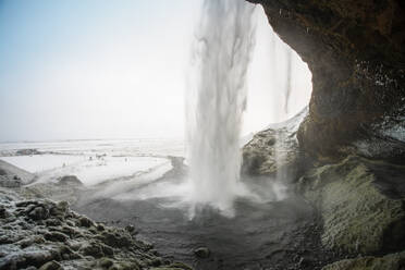Iceland, South Iceland, Seljalandsfoss waterfall - TAMF01730