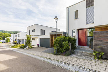 Germany, Baden-Wurttemberg, Esslingen, New energy efficient residential houses - WDF05326