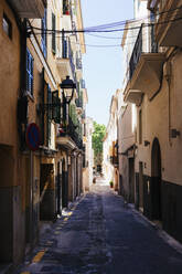 Street between buildings, Palma, Mallorca, Balearic Islands, Spain - FSIF04258