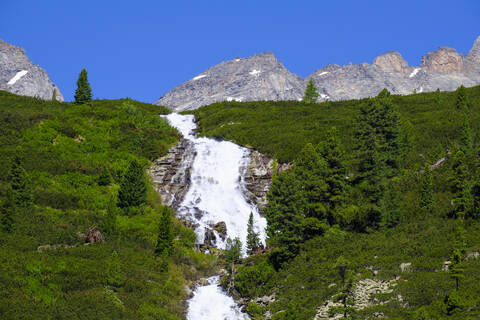 Wasserfall Unterschrammachbach, Zillertaler Alpen, Zillertal, Tirol, Österreich, lizenzfreies Stockfoto