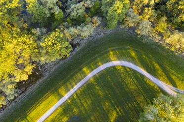 Fields and meadows at the Isar river estuary near Deggendorf, Lower Bavaria, Germany - SIEF08813