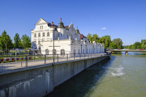 Ussar Villa with river Isar, Landshut, Lower Bavaria, Germany - SIE08820