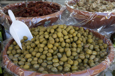 Close up of olives for sale - BLEF12057