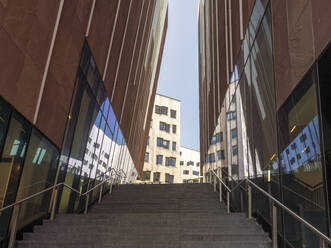 Moderne Gebäude in der Hafencity, Hamburg, Deutschland - TAMF01855
