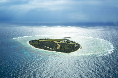 Luftaufnahme von Lady Elliot Island mit Korallenbucht, Great Barrier Reef, Australien - GEMF03015