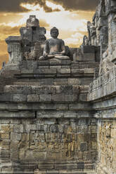 Buddha-Statue im Borobudur-Tempel, Borobudur, Indonesien - BLEF12391