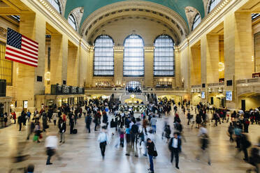 Blurred view of people in train station, New York, New York, United States - BLEF12841