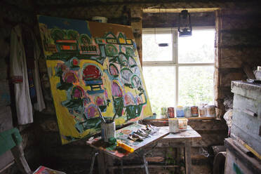 Large painting in art studio - BLEF13065