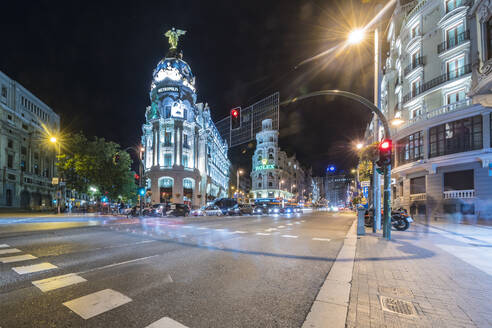 Circulo De Bellas Artes UND Edificio Metropolis AT Gran Via, Madrid, SpaIN - TAMF01925