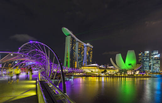 Skyline von Singapur mit Marina Bay, Singapur - HSIF00715