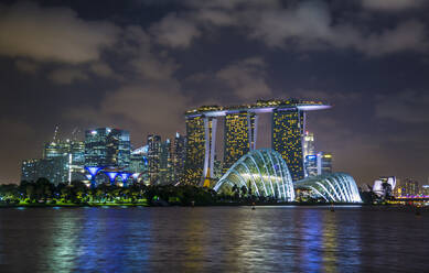 Gardens by the Bay and skyline, Singapore - HSIF00730