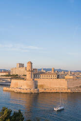 Fort Saint Jean, Marseille, Bouches du Rhone, Provence, Provence-Alpes-Cote d'Azur, Frankreich, Mittelmeer, Europa - RHPLF00047