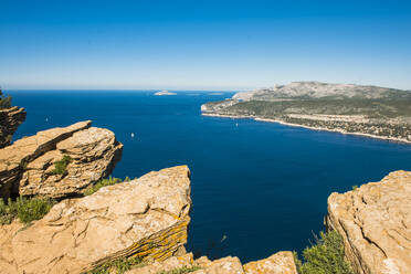 Blick über Cassis, Bouches du Rhone, Provence, Provence-Alpes-Cote d'Azur, Côte d'Azur, Frankreich, Mittelmeer, Europa - RHPLF00104