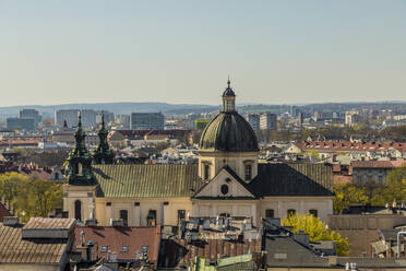 Luftaufnahme der Kirche St. Peter und St. Paul und der mittelalterlichen Altstadt, UNESCO-Weltkulturerbe, Krakau, Polen, Europa - RHPLF00153