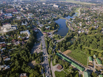 Luftaufnahme der Stadt Sergiev Posad, Moskau, Russland - KNTF03031