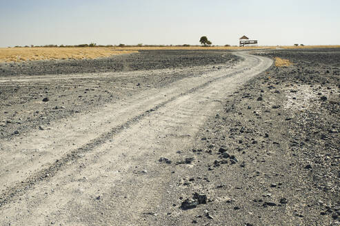 Schotterstraße, Makgadikgadi Pans, Botsuana - VEGF00489