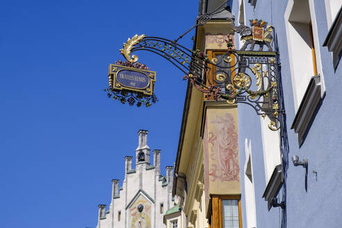 Nasenschild Blaues Haus, Schwaz, Inntal, Tirol, Österreich - SIEF08866