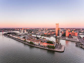 Luftaufnahme von Rotterdam, Niederlande. - AAEF01553
