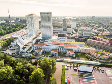 Luftaufnahme des Zentrums von Rotterdam, Niederlande. - AAEF01557