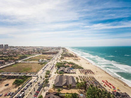 Luftaufnahme des Strandes von Fortaleza, Brasilien. - AAEF01665