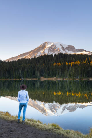 Reflection Lake, Mount Rainier National Park, Bundesstaat Washington, Vereinigte Staaten von Amerika, Nordamerika, lizenzfreies Stockfoto