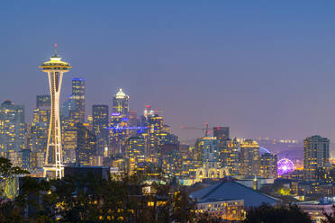 View of the Space Needle from Kerry Park, Seattle, Washington State, United States of America, North America - RHPLF00216