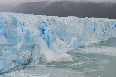 Perito-Moreno-Gletscher, El Calafate, Santa Cruz, Argentinien, Südamerika - RHPLF00248