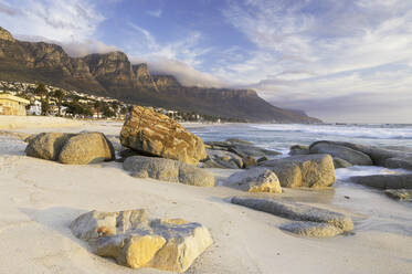 Camps Bay, Kapstadt, Westkap, Südafrika, Afrika - RHPLF00374