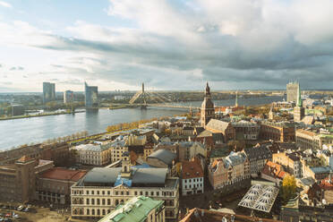Blick auf die Stadt von oben, Riga, Lettland - TAMF02092