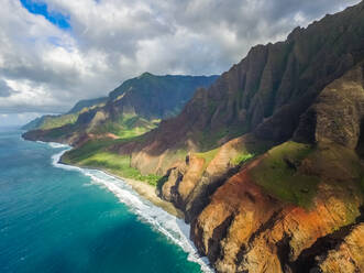 Aerial view of The Nā Pali Coast state Park in Hawaii, USA. - AAEF03050