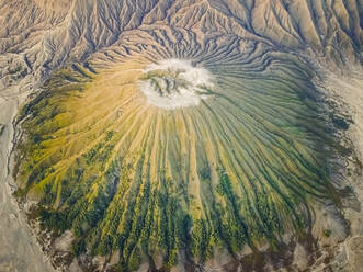 Luftaufnahme des Vulkans Bromo in Indonesien. - AAEF03097