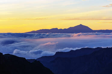 Pico Teide, 3718m, auf Teneriffa, höchster Berg in Spanien, Gran Canaria, Kanarische Inseln, Spanien, Atlantik, Europa - RHPLF00475