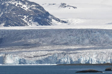 Teil des Nordenskjold-Gletschers, Cumberland East Bay, Südgeorgien, Polarregionen - RHPLF00526