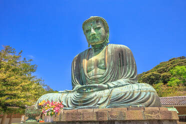 Großer Buddha (Daibutsu), eine der größten Bronzestatuen des Buddha Vairocana, buddhistischer Kotoku-in-Tempel in Kamakura, Japan, Asien - RHPLF00618