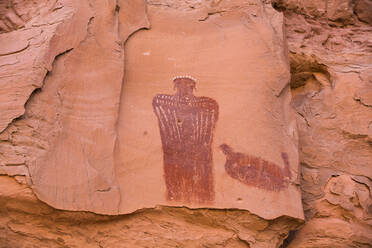 Moki (Moqui) Queen Piktogramm, Glen Canyon National Recreation Area, Utah, Vereinigte Staaten von Amerika, Nordamerika - RHPLF00654