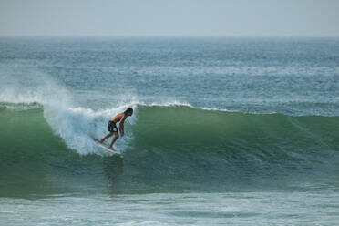 Surfen, Weligama Bay, Südküste, Sri Lanka, Asien - RHPLF00697