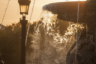 Springbrunnen, Place de la Concorde, Paris, Frankreich, Europa - RHPLF00865