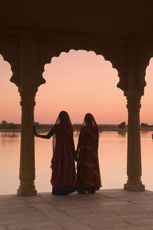 Women In Traditional Dress, Jaisalmer, Western Rajasthan, India - RHPLF00953