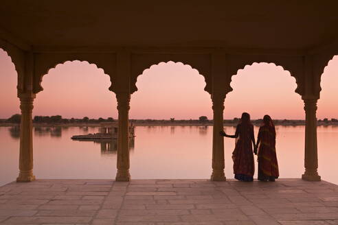 Women In Traditional Dress, Jaisalmer, Western Rajasthan, India - RHPLF00954