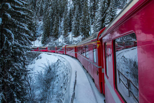 The Albula-Bernina railway, UNESCO World Heritage Site, a link between Switzerland and Italy, Switzerland, Europe - RHPLF00968