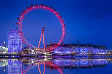 London Eye beleuchtet bei Nacht, London, England, Vereinigtes Königreich, Europa - RHPLF01227