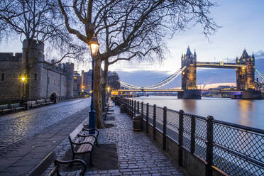 Tower of London and Tower Bridge, London, England, United Kingdom, Europe - RHPLF01291
