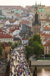 Karlsbrücke, Prag, UNESCO-Weltkulturerbe, Böhmen, Tschechische Republik, Europa - RHPLF01567