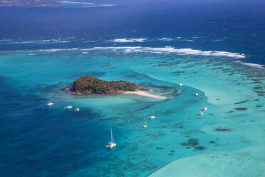 Aerial view of Baradal, Tobago Cays, The Grenadines, St. Vincent and The Grenadines, West Indies, Caribbean, Central America - RHPLF01614