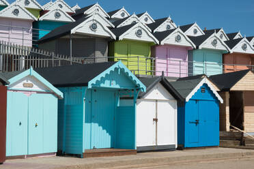 Strandhütten, Walton-on-the-Naze, Essex, England, Vereinigtes Königreich, Europa - RHPLF01747