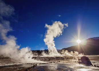 Geysir El Tatio, Region Antofagasta, Chile, Südamerika - RHPLF01886