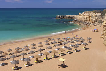 Strand Praia do Castelo, Atlantischer Ozean, Albufeira, Algarve, Portugal, Europa - RHPLF02071