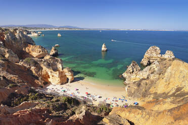 Praia do Camilio Strand, Atlantik, in der Nähe von Lagos, Algarve, Portugal, Europa - RHPLF02082